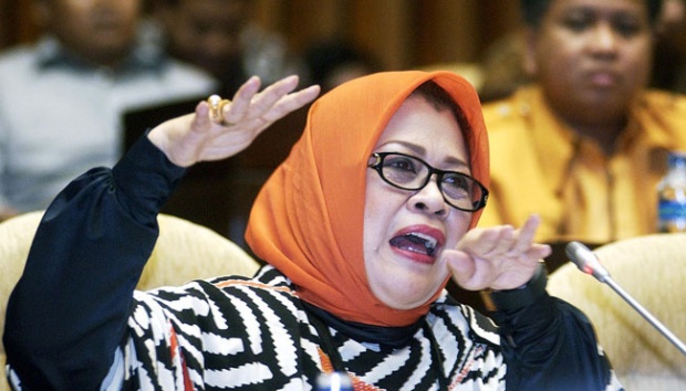 Jaksa Bacakan Tuntutan, Dewie Yasin Limpo Menangis?